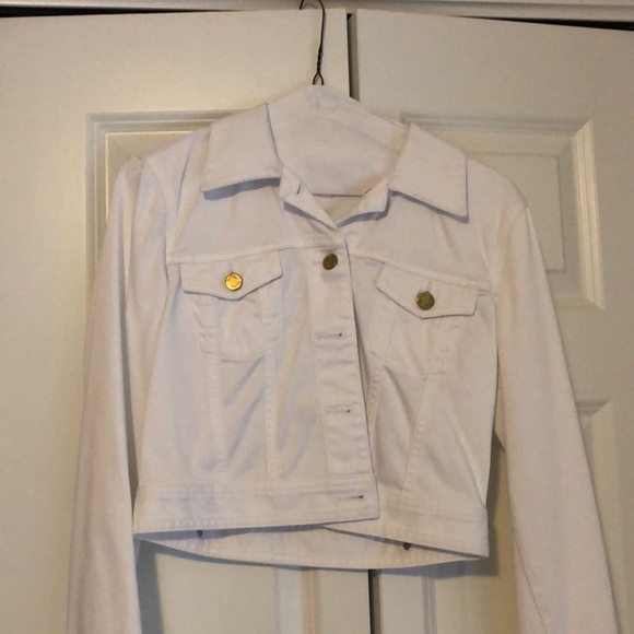 Lilly Pulitzer Jackets & Blazers - Lilly Pulitzer cropped white jean jacket.